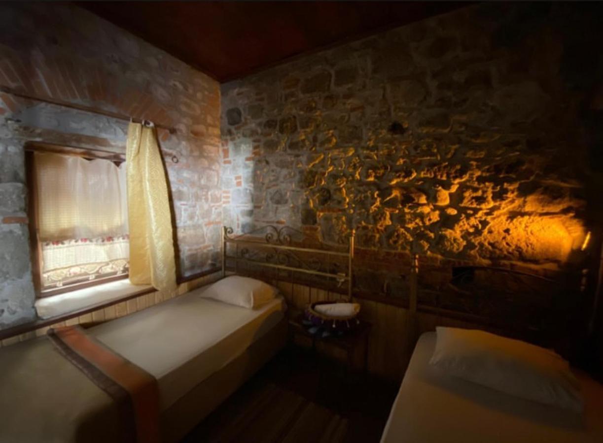 Pergamon Pension ベルガマ エクステリア 写真